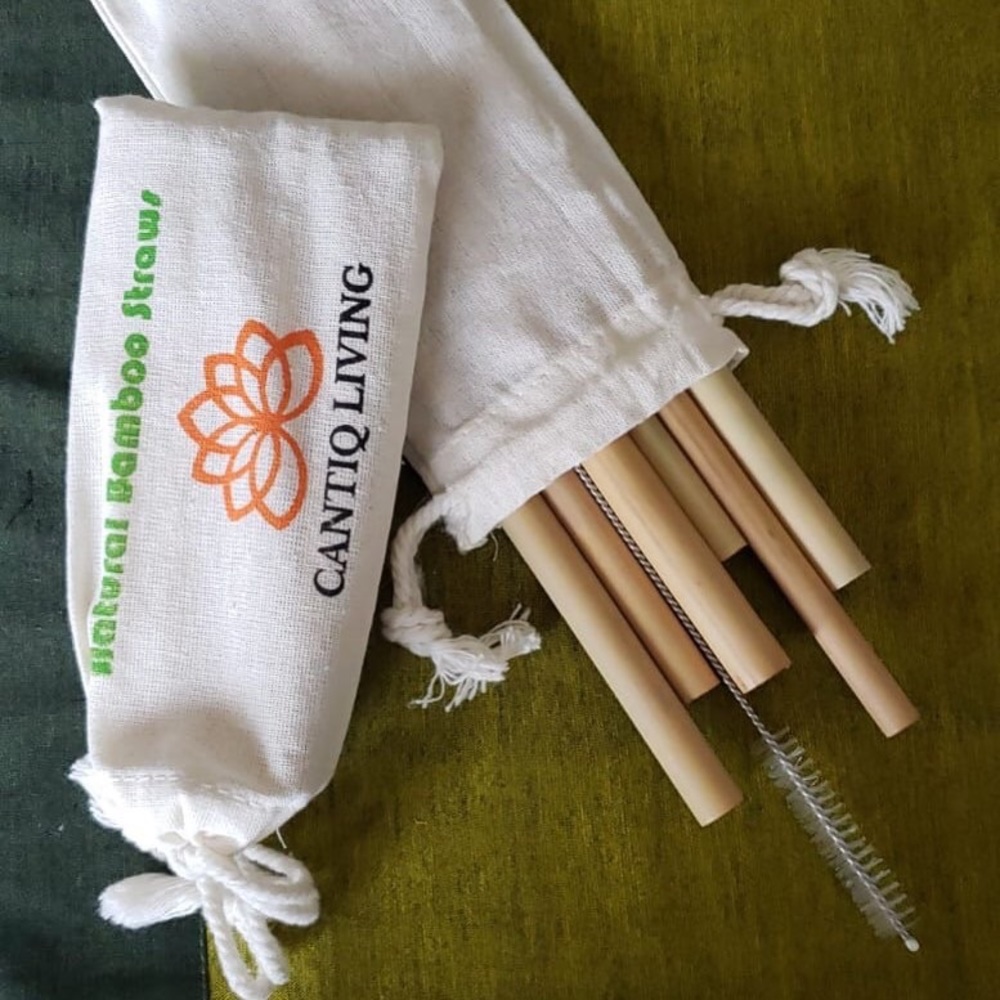 NEW Bamboo straw set 6 pcs, brush, travel pouch🎍